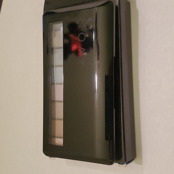 Avon True Color 8-in-1 "Water Colors" Eye Palette Eyeshadow. 💞💕💥💢HOST PICK💞 - Picture 3 of 7